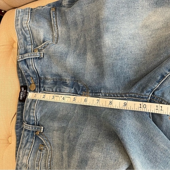 Ad:  Curves 360 By NYDJ Cropped Jeans Women's Sz 10 Blue High Rise - Picture 6 of 8